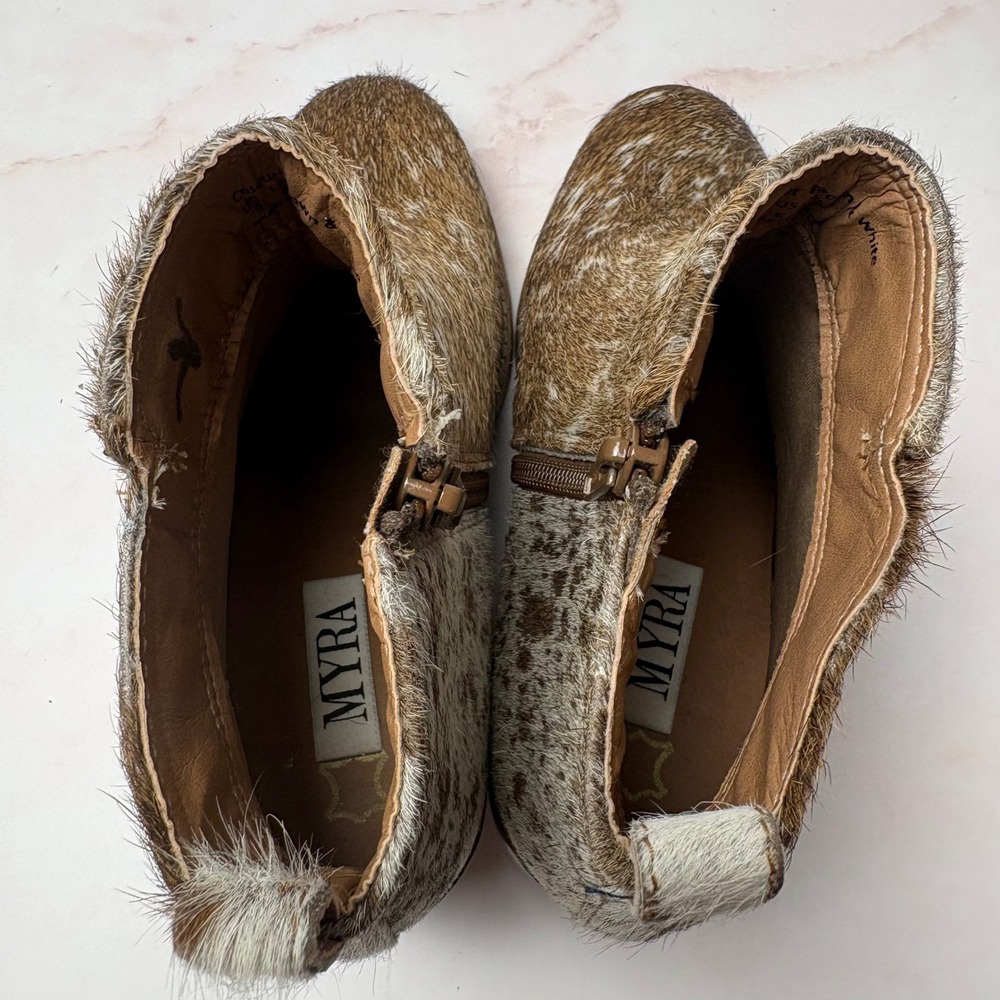 Myra Brown White Hair on‎ Hide Cowhide Ankle Boots US 6 Western Boho Brindle - Picture 5 of 7